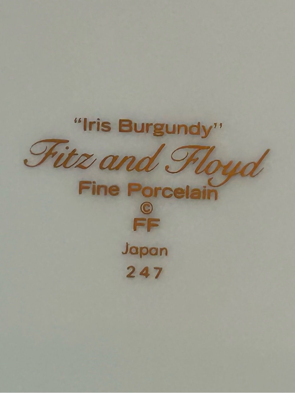 Vintage Fitz and Floyd "Iris Burgundy" Salad / Dessert Plates EUC - Picture 10 of 10